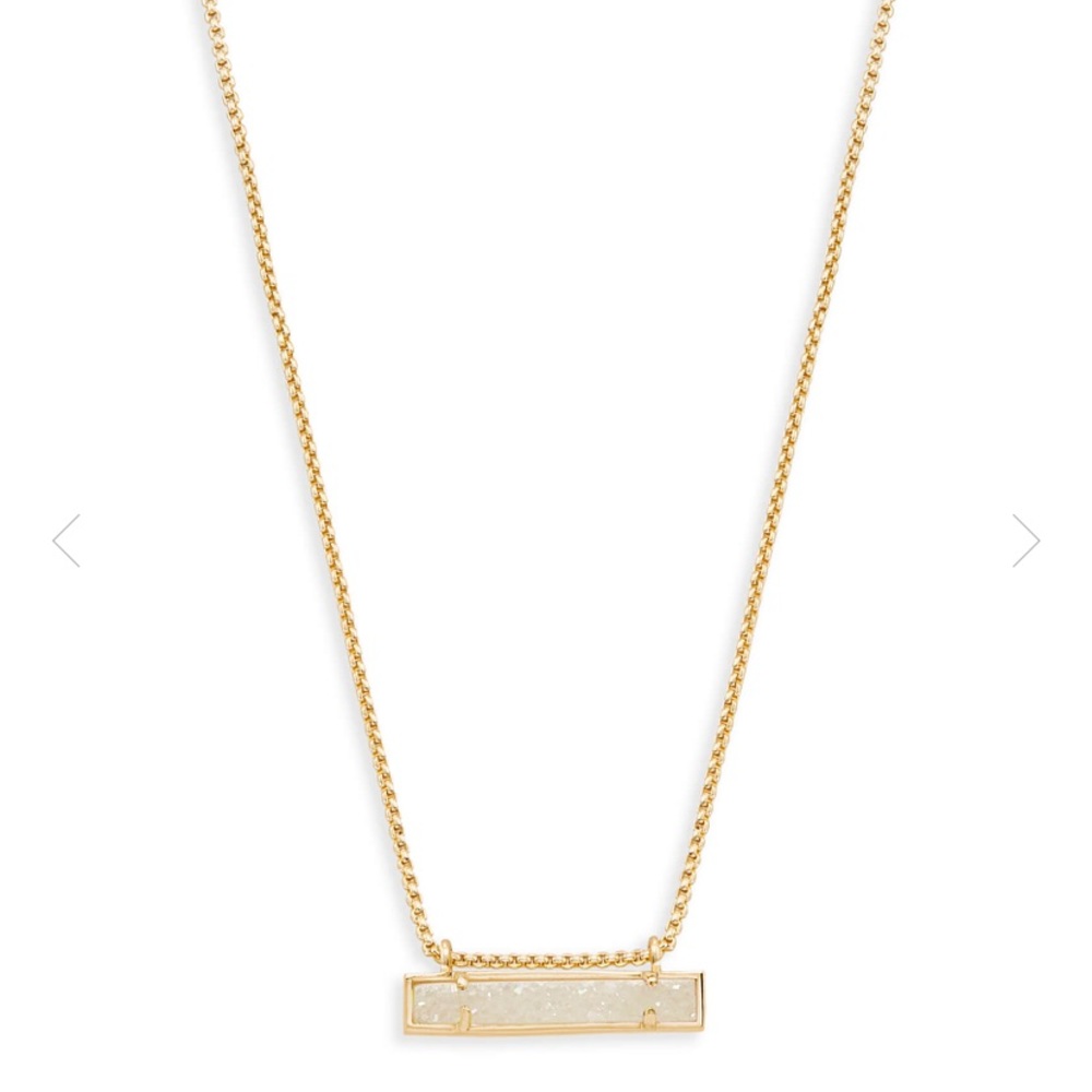 Kendra scott necklace